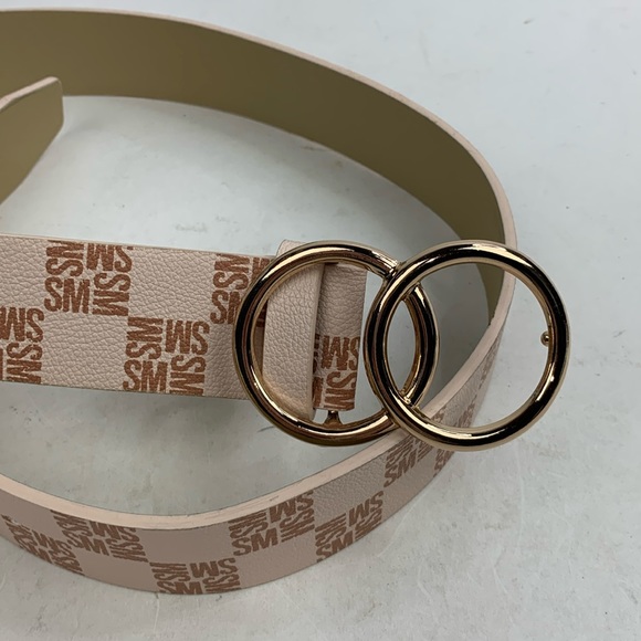 Steve Madden Logo Belt Double ring buckle Size Medium Creme Tan Gold - Picture 1 of 11